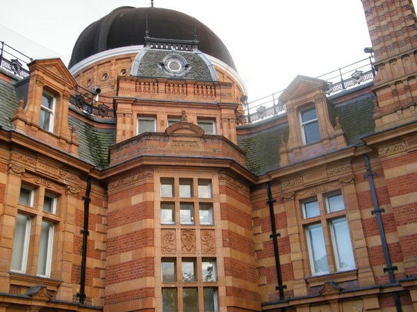 ROG building -- 'Newton' is engraved above the middle section of windows.